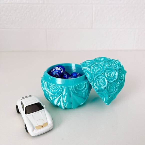 Rose-Covered Easter Eggs โ Handcrafted Party Favors, Spring Decor, Wedding Gifts - Picture 5 of 7